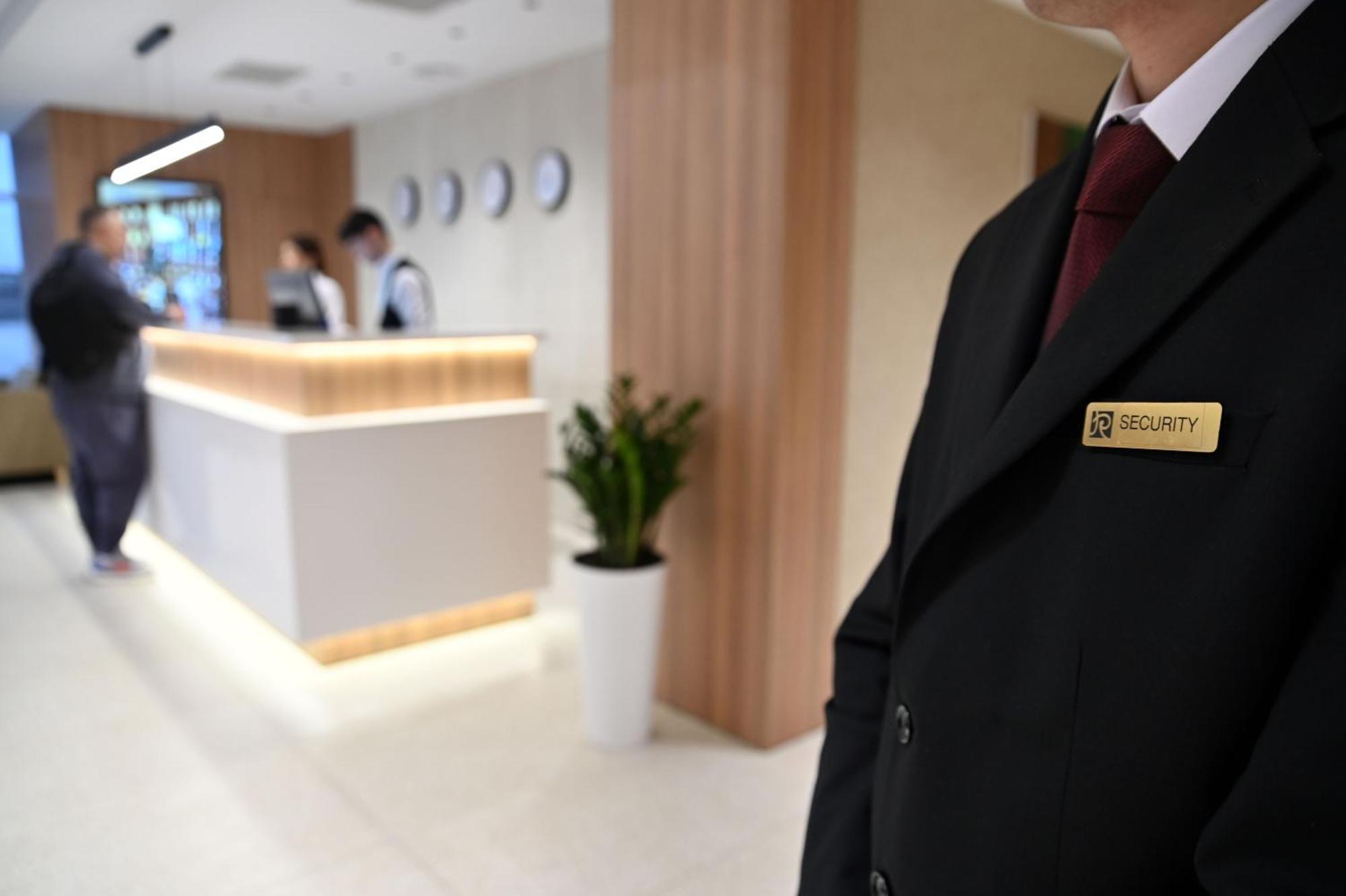 Resident Hotel Abay Almaty Exterior foto